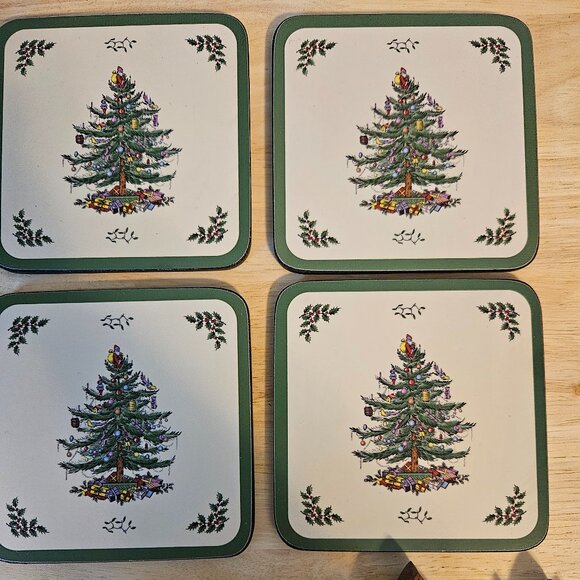 Christmas Holiday coasters, wine toppers and 2 sets of cheese spreaders - Picture 6 of 8